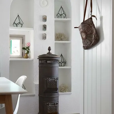 Lacerta Apartman *